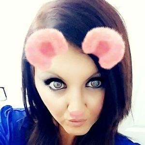 Meet your Posher, Amber